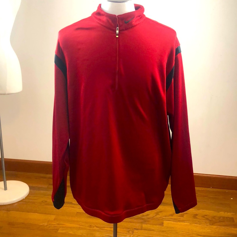 Nike Golf long sleeve men’s sweatshirt with elastic waistband. Size XXL